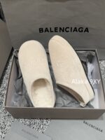 Balenciaga Super ComfortableRetained  24 Autumn/Winter New Collection BB Printed Letter Logo Imported Australian Wool Slippers. - Image 52