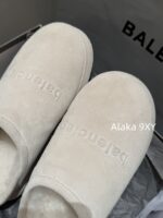 Balenciaga Super ComfortableRetained  24 Autumn/Winter New Collection BB Printed Letter Logo Imported Australian Wool Slippers. - Image 53