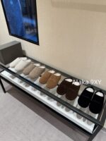 Balenciaga Super ComfortableRetained  24 Autumn/Winter New Collection BB Printed Letter Logo Imported Australian Wool Slippers. - Image 56