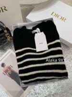 BALMAIN "Pure Desire Goddess Atmosphere" B  24 Autumn/Winter New Collection Round Neck Black and White Striped Diagonal Shoulder Metal Buckle Medium Long Striped Woolen Dress for Women - Image 3