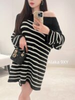 BALMAIN "Pure Desire Goddess Atmosphere" B  24 Autumn/Winter New Collection Round Neck Black and White Striped Diagonal Shoulder Metal Buckle Medium Long Striped Woolen Dress for Women - Image 14