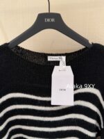 BALMAIN "Pure Desire Goddess Atmosphere" B  24 Autumn/Winter New Collection Round Neck Black and White Striped Diagonal Shoulder Metal Buckle Medium Long Striped Woolen Dress for Women - Image 16