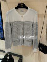 Chanel  2024a Early Autumn New Collection  Champagne Gold Gold Thread with Gemstone Button Logo Round Neck Knitted Cardigan Sweater for Women. Available in gold and silver colors