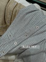 Chanel  2024a Early Autumn New Collection  Champagne Gold Gold Thread with Gemstone Button Logo Round Neck Knitted Cardigan Sweater for Women. Available in gold and silver colors - Image 7