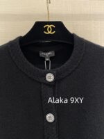 Chanel's new autumn/winter collection  Showpiece leather pocket round neck rhinestone button wool knitted cardigan jacket for women. The design is super beautiful, slimming and exuding elegance - Image 7