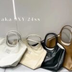 miumiu  ivy Series limited edition tote bag shopping bagRetro Maillard color scheme. A large calf leather fabric with an overwhelming sense of relaxation