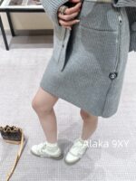 LOUIS VUITTON Premium Grey Series  2024 Autumn/Winter New Collection Classic Clover Logo Heavy Industry Knitted Jacket Coat/Skirt for Women - Image 10