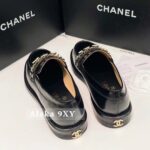 Chanel  24A Beauty Responsibility Love Camellia Badge Le Fu ShoesBritish style leather shoes with a girlish feel, versatile and versatile. Original factory leather - Image 13