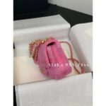 Chanel   24ss Limited Edition Pearl Chain  Bold plaid metal CF is hereVarious carrying methods for both handheld and crossbody - Image 12