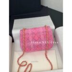 Chanel   24ss Limited Edition Pearl Chain  Bold plaid metal CF is hereVarious carrying methods for both handheld and crossbody - Image 14