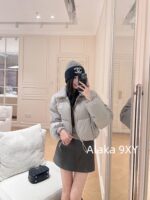 Miumiu's self retained funds. 24 Autumn/Winter New Collection  Classic printed letter logo, lapel, letter zipper design, small short bread and down jacket. National standard 90 white duck down - Image 5