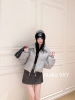 Miumiu's self retained funds. 24 Autumn/Winter New Collection  Classic printed letter logo, lapel, letter zipper design, small short bread and down jacket. National standard 90 white duck down - Image 7