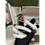Chanel's "musthave wardrobe outfit for white and rich beauty"   The latest model of the 24A show features a hollowed out black and white minimalist cartoon logo leather belt. - Image 13