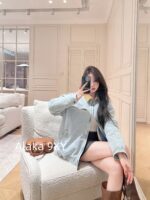 MIUMIU  2024 autumn and winter new collection corduroy lapel spliced letter logo clip cotton wide denim jacket for women. Hot girls must be included in the collection - Image 29