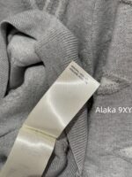LOUIS VUITTON   24ss autumn and winter new collection embossed printed logo classic clover "lucky" pullover wool sweater for women. Available in two colors - Image 4