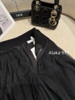 DIOR2025 Early Spring New Product Series  Elegant temperament D high qualityVersatile high waist long floral bud mesh black skirt - Image 4