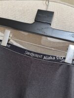 Yves Saint Laurent 2024 Autumn/Winter CollectionY  Seamless and seamless logo letter waistband elastic slimming high waistband leggings - Image 12