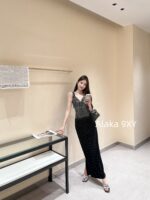 Yves Saint Laurent "Annual Meeting C Dressing" Y  2024 Autumn/Winter New Collection  Socialite banquet, highend heavy worker, full of hot pressed diamond suspenders, long dress, velvet inlaid with diamonds, hip hugging dress - Image 12