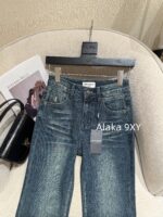 Yves Saint Laurent   2024 Autumn/Winter New Collection Y  High waisted metal letter logo slimming pocket straight tube micro flared jeans - Image 4