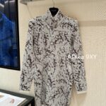 BALMAIN    French retro luxury24autumn/winter new collection elegant jacquard shoulder pad metal decoration B  Knitted dress for women. Slimming and slimming to enhance temperament