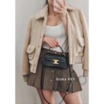 CELINE  2024 autumn and winter new gold button letter logo lamb fur lapel jacketCustomized gold molded buckle lining with exquisite matching - Image 17