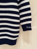 BALMAIN "Pure Desire Goddess Atmosphere" B  24 Autumn/Winter New Collection Round Neck Black and White Striped Diagonal Shoulder Metal Buckle Medium Long Striped Woolen Dress for Women - Image 18