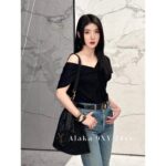 Yves Saint Laurent  24ss show style  a musthave item for Bai Fumei Island vacation  Lafite Grass mesh bag with metal logo shopping bag. - Image 11