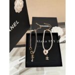 Chanel  24ss fashion show Jennie's same scheming accessory pearl necklace/full of luxurymultilayer chain stacking - Image 5
