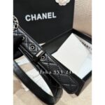 Chanel's "White Beauty Fashion Mind Accessories"   24ss New Series Heavy Industry Diamond Grid Chain Logo Genuine Leather Belt for Women