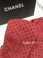 Chanel 2024 Autumn/Winter Collection  Wine red highend feelLarge lapel double breasted jacket with jacquard lapel and double breasted buttons, versatile and slimming on the upper body - Image 6