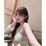 miumiu  Zhang Yuanying's metal letter technology borderless curved sunglasses are here24ss musthave for spring and summer, UV protection and sun protection - Image 9