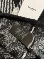 BALMAIN autumn and winter new collection  temperament black and white diamond grid round neck cardiganhip hugging skirt for women to show off their weight and figure. - Image 20