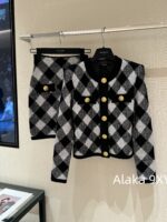 BALMAIN autumn and winter new collection  temperament black and white diamond grid round neck cardiganhip hugging skirt for women to show off their weight and figure. - Image 35