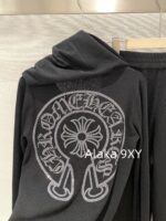 Chrome Hearts Reserved/2022ss Early Autumn New Cruo   Cross hot stamping fashionable sports suit women's hooded sweatshirt casual wide leg pants twopiece set trendy autumn casual lazy suit, this set is still the most practical to wear, giving people a comfortable and free relaxed state! Highlighting the casual and lazy temperament, the printed pattern has many scenes, with some exquisite and unique feelings. The high waisted design enhances the waistline and elongates the leg lines, creating a paper figure effect - Image 18