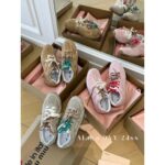 Miumiu x Newblance530   24ss Early Spring Show CollectionRetro Melad colored sneakers are here. Invincible comfortable retro versatile gift box packaging. - Image 9
