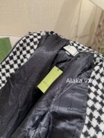 GUCCI 2024 Autumn/Winter New Collection _ Classic Thousand Bird Grid Color blocked Coarse Fleece Knitted Jacket Jacket for Women's Autumn/Winter Short Style Korean Gold Cardigan Dressing - Image 5