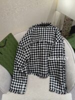 GUCCI 2024 Autumn/Winter New Collection _ Classic Thousand Bird Grid Color blocked Coarse Fleece Knitted Jacket Jacket for Women's Autumn/Winter Short Style Korean Gold Cardigan Dressing - Image 7
