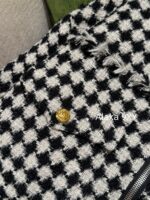 GUCCI 2024 Autumn/Winter New Collection _ Classic Thousand Bird Grid Color blocked Coarse Fleece Knitted Jacket Jacket for Women's Autumn/Winter Short Style Korean Gold Cardigan Dressing - Image 26