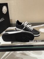 CHANEL High Edition  25C New SeriesHeavy Industry Comic Embroidery Logo Classic Black and White Color blocked Panda Board Shoes/Sports Shoes for Women - Image 3