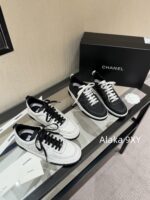 CHANEL High Edition  25C New SeriesHeavy Industry Comic Embroidery Logo Classic Black and White Color blocked Panda Board Shoes/Sports Shoes for Women - Image 13