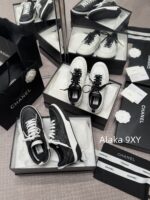 CHANEL High Edition  25C New SeriesHeavy Industry Comic Embroidery Logo Classic Black and White Color blocked Panda Board Shoes/Sports Shoes for Women - Image 24