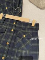 MIUMIU ""American retro campus style outfit ” 2024 Autumn/Winter New Collection Initial Sheer Wool Material   Collar plaid metal button shirt set for women - Image 7