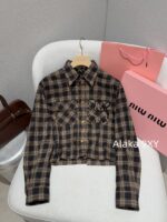 MIUMIU ""American retro campus style outfit ” 2024 Autumn/Winter New Collection Initial Sheer Wool Material   Collar plaid metal button shirt set for women - Image 16