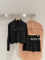 MIUMIU ""American retro campus style outfit ” 2024 Autumn/Winter New Collection Initial Sheer Wool Material   Collar plaid metal button shirt set for women - Image 24