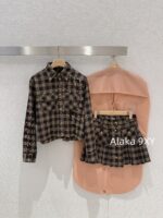 MIUMIU ""American retro campus style outfit ” 2024 Autumn/Winter New Collection Initial Sheer Wool Material   Collar plaid metal button shirt set for women - Image 39