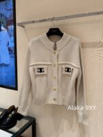 celine   24FW AutumnWinter New Collection Heavy Industry Triumph Men Pocket Logo Knitted Sweater Women's Stand up Collar Cardigan Lazy Wool Sweater Jacket Women - Image 4