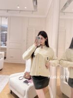 celine   24FW AutumnWinter New Collection Heavy Industry Triumph Men Pocket Logo Knitted Sweater Women's Stand up Collar Cardigan Lazy Wool Sweater Jacket Women - Image 25