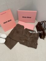 MIUMIU   Melad color series24 new series chocolate color lapel letter logo denim jacket/straight leg jeans women's jacket - Image 7