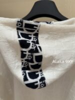 DIORD  2024 Early Autumn New Collection   100 wool material hooded jacquard letter logo zipper jacket for women. - Image 17
