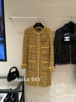 Chanel   2024a autumn and winter new highend custom handmade workshop series  imported yellow camellia coarse woolen yarn woven dress jacket for women. 100 silk lining - Image 3